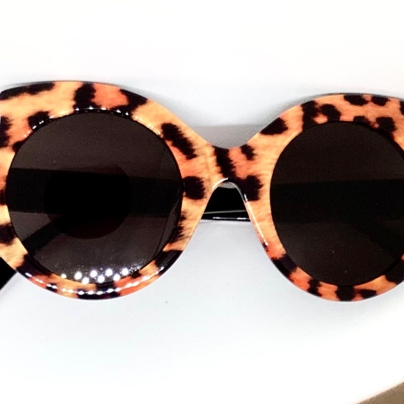 McQueen Vintage Sunglasses by Kering Eyewear main image 6